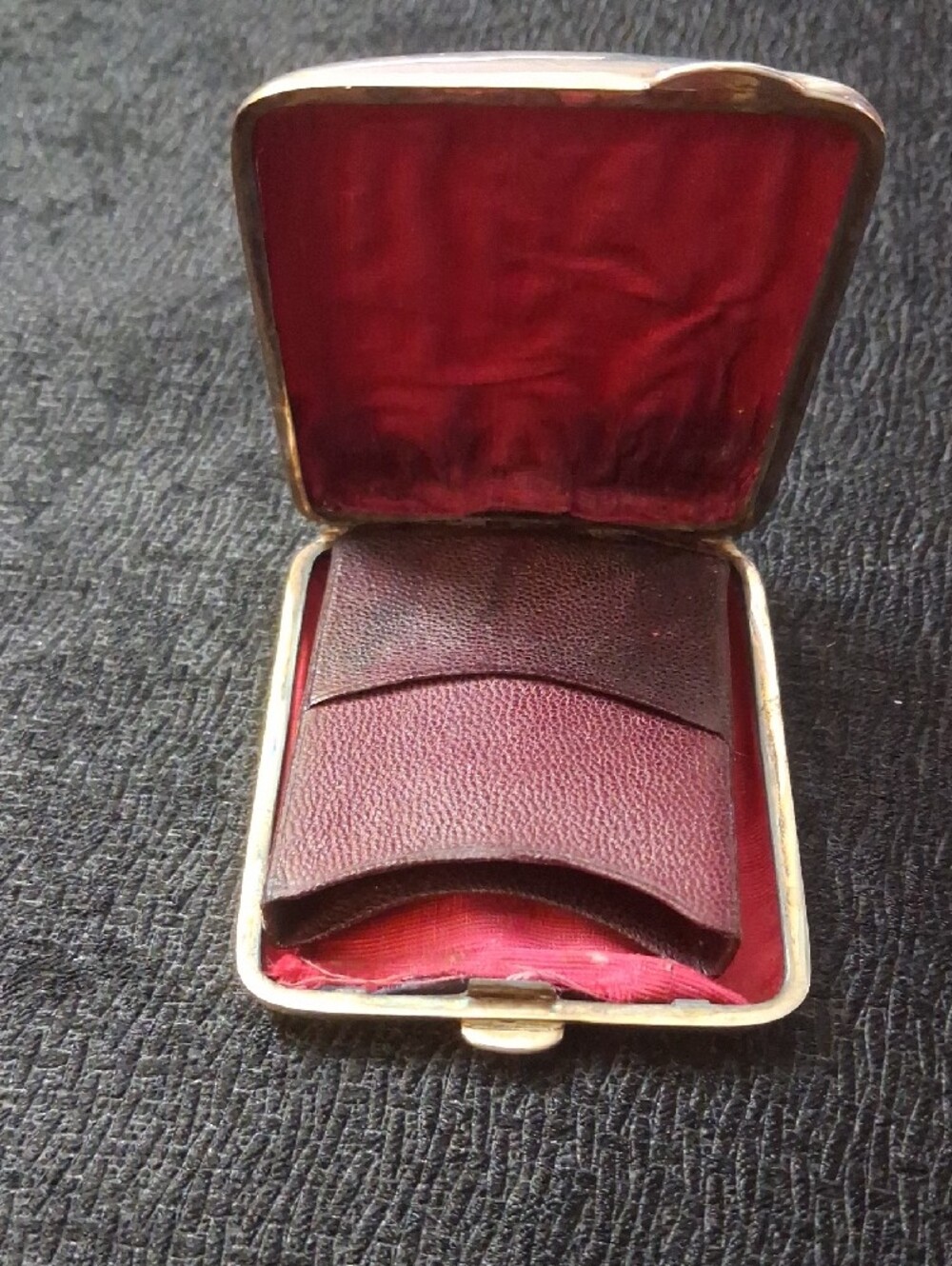 Antique Engraved Sterling Silver Men's Card Case - Picture 5 of 10